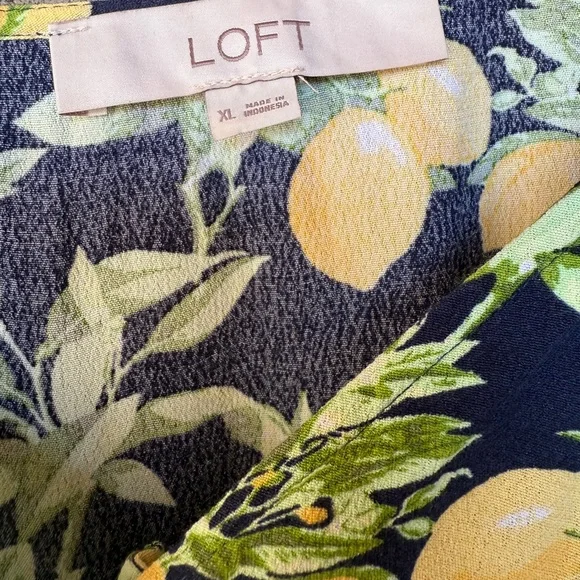 LOFT Lemon Pattern Blouse - Navy and Yellow - Picture 3 of 6
